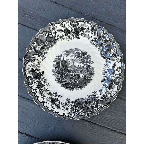 Vintage 1928 Copeland England Late SPODE Black White 9" Dinner Plate 3 available - Picture 2 of 8